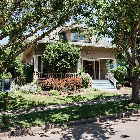 Southeast Portland Comfy & Eclectic Craftsman Home Zewnętrze zdjęcie