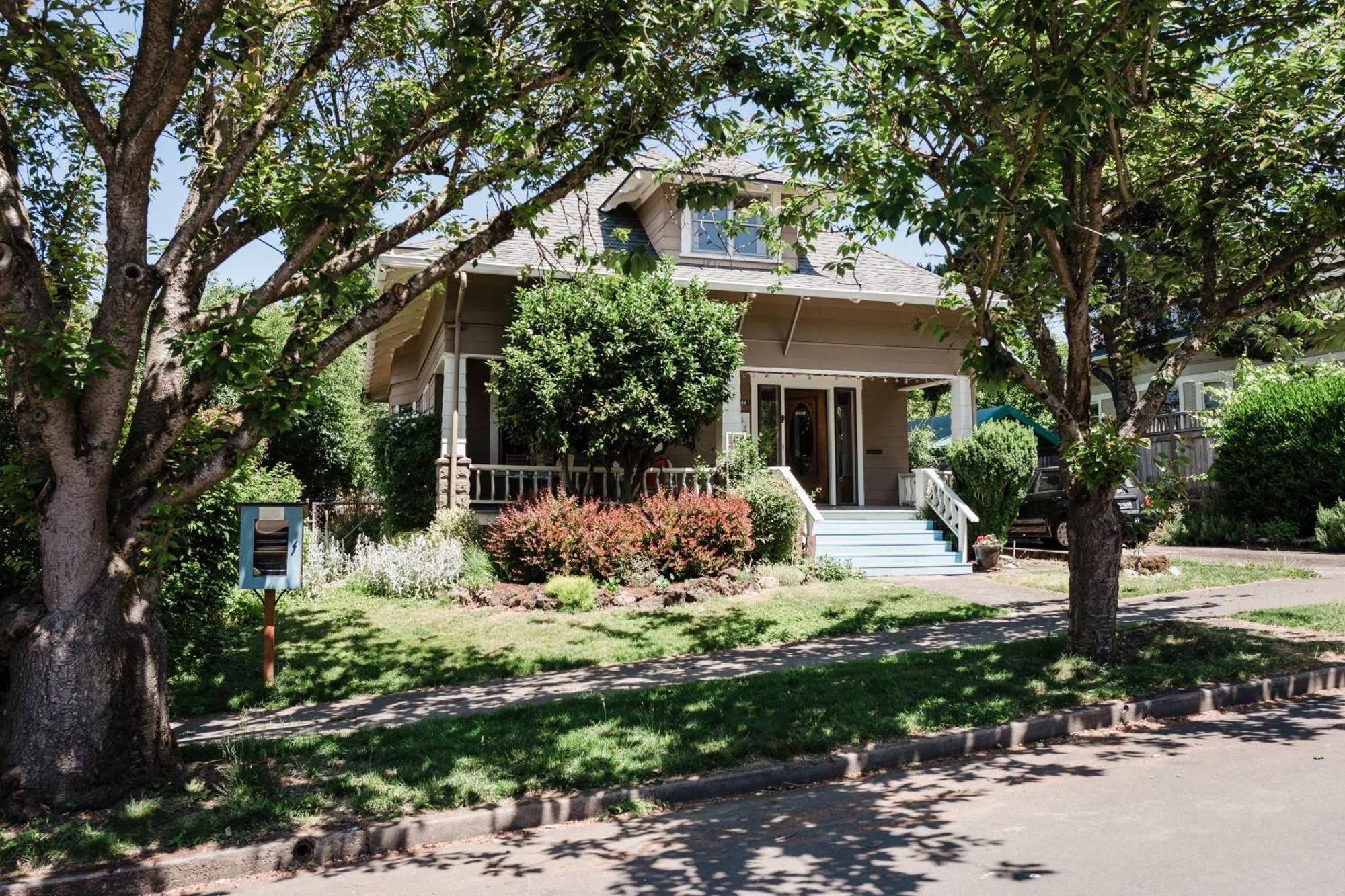 Southeast Portland Comfy & Eclectic Craftsman Home Zewnętrze zdjęcie